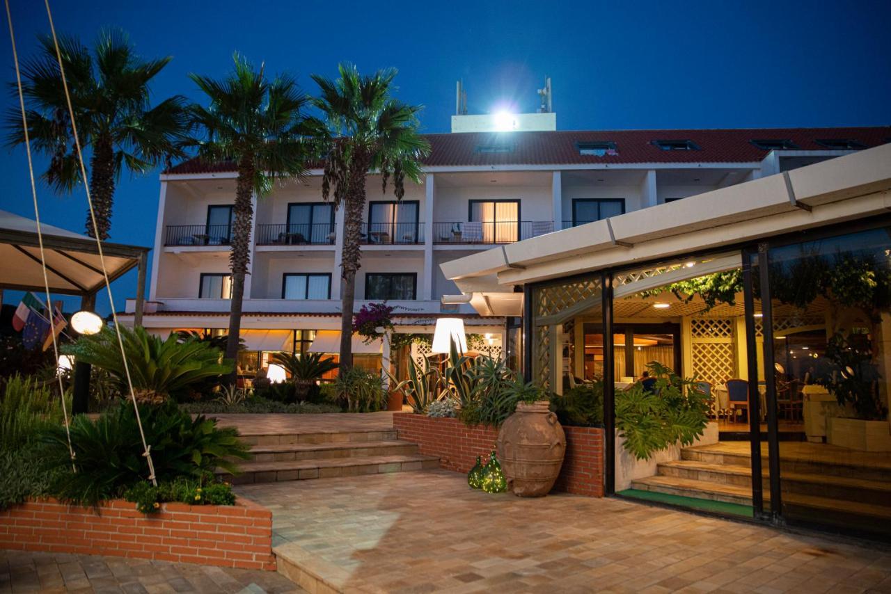 Hotel Schuhmann 파이스툼 외부 사진